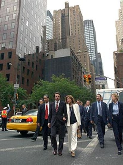 José María Aznar y su esposa, Ana Botella, pasean por Nueva York.