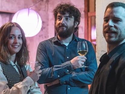 Silvia Alonso, Gorka Otxoa y Álvaro Cervantes, en 'Eres tú'.