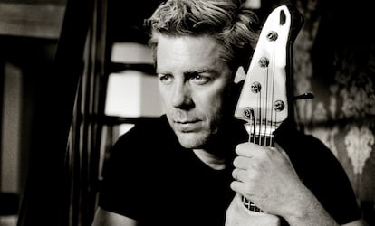 Un retrato de Kyle Eastwood. 