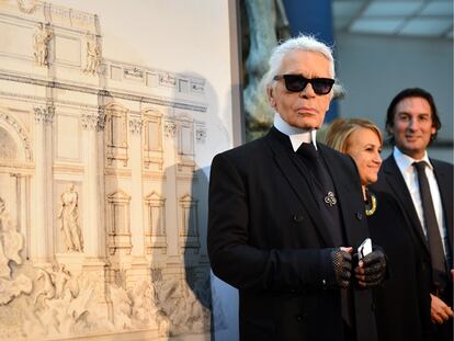 ¿Es la industria de la moda la única interesada en salvar el arte?