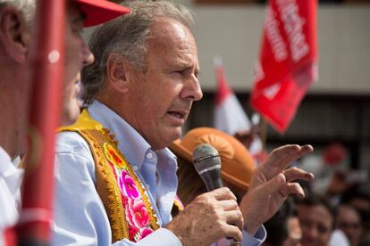 El candidato presidencial en un mitin político del 14 de marzo.