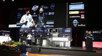 El chef japonés Zaiyu Hasegawa durante su ponencia en Madrid Fusión 2018.