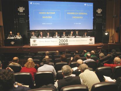 Vista general de la asamblea de compromisarios de Kutxa, en la reunión de 2008 en San Sebastián.