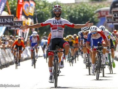 Fernando Gaviria gana la segunda etapa.