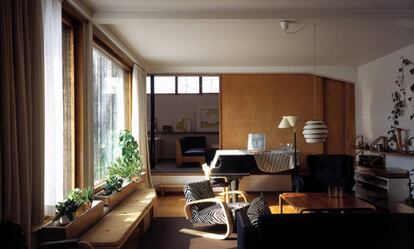 Interior de la Casa Aalto, en Helsinki (Finlandia).