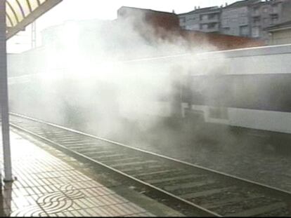 Incendio en el vagón cafetería del tren Madrid-Pontevedra
