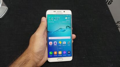 El nuevo Samsung Galaxy S6 edge+ cuenta con una pantalla curva de 5,7 pulgadas QHD