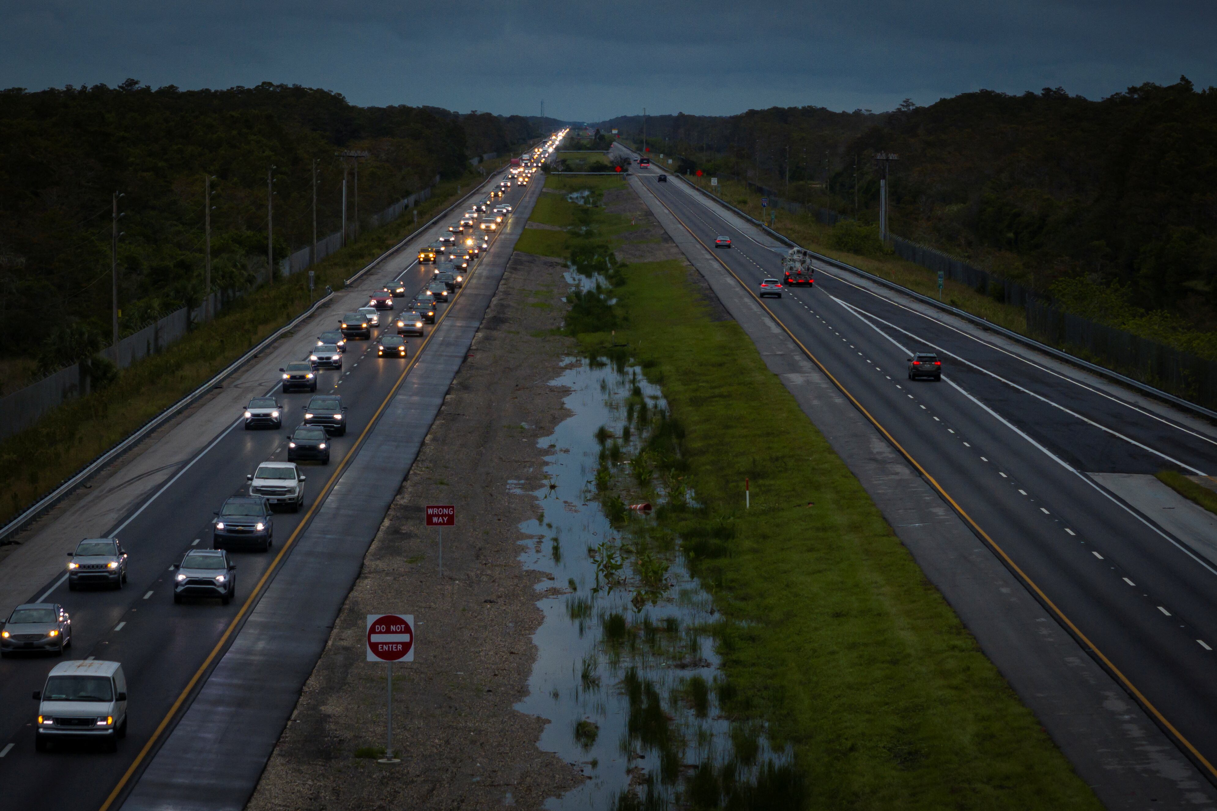 Desesperación y caos en la masiva evacuación de Tampa ante la inminente llegada de ‘Milton’