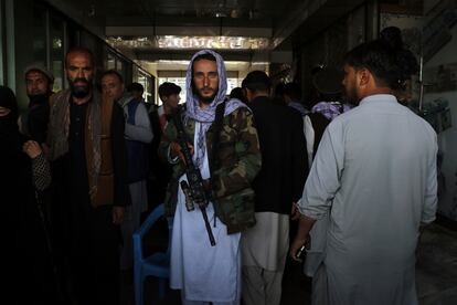 Combatiente talibanes en Kabul, Afganistán.