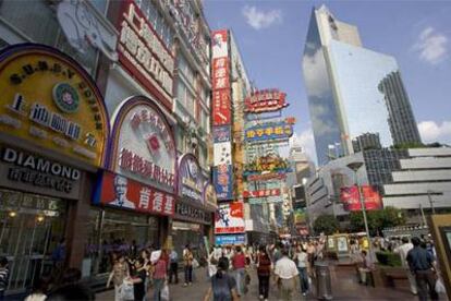 Zona comercial del centro de Shanghai (China).