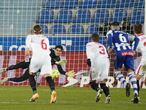 19-01-2021, Futbol Alavés-Sevilla
Partido de LaLiga entre el Alavés y el Sevilla
EL JUGADOR bouno para el penalty
ES,Vitoria,Mendizorroza
FOTO: L. RICO