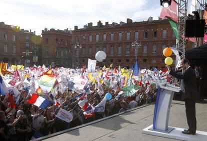 El candidato socialista a la presidencia de Francia, François Hollande, durante un mitin en Toulouse este jueves.