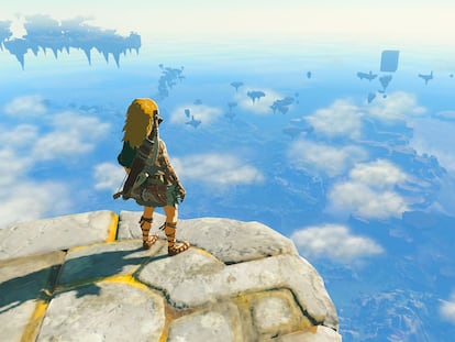 Link, el protagonista de ToTK, en una de las islas flotantes del gigantesco mapa.