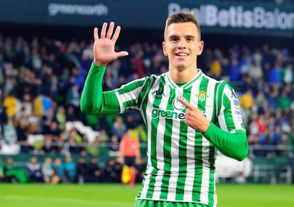 Lo Celso celebra un gol con el Betis. 