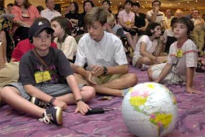 Niños participantes en un congreso de superdotados en Barcelona.