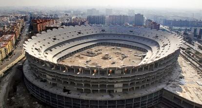 Vista de las obras paralizadas del nuevo estadio de Valencia.