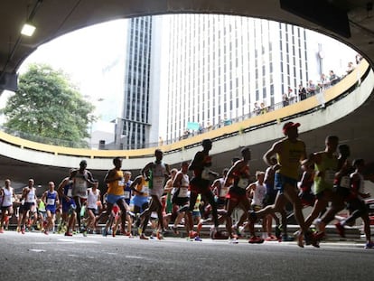 Corredores na 91ª Corrida de São Silvestre, em São Paulo.