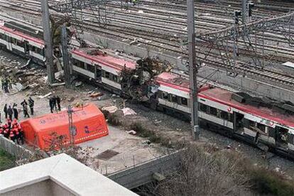 Estado en el que quedó el tren que estalló en la calle de Téllez de Madrid el 11 de marzo de 2004.