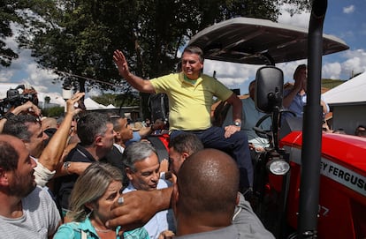 El presidente Jair Bolsonaro este lunes en la feria agrícola Agrishow, en Riberão Preto, São Paulo, su primer acto público en Brasil desde que dejó el poder.