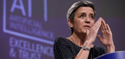 La vicepresidenta de la Comisión, Margrethe Vestager, encargada del área digital, en una rueda de prensa en Bruselas.