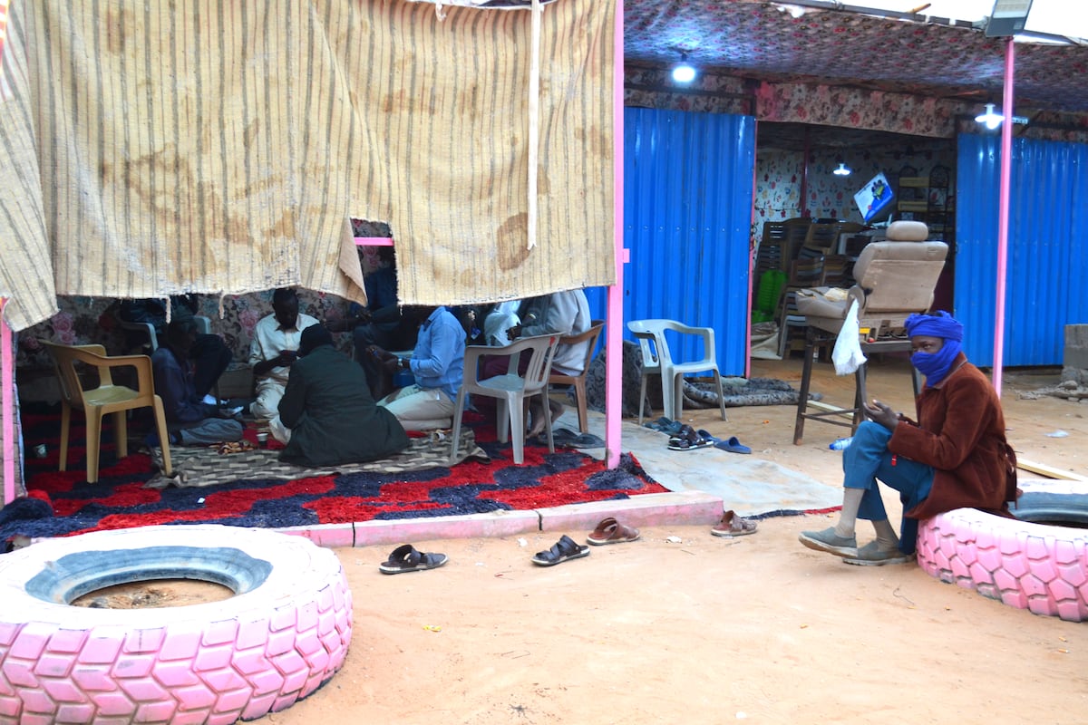 The Libyan desert oasis that welcomes thousands of Sudanese: ‘The refugees are our guests. They are our brothers’