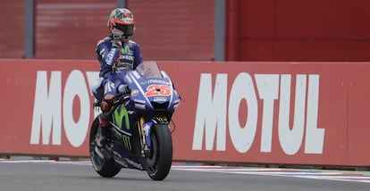 Vi&ntilde;ales celebra su victoria en Termas de R&iacute;o Hondo.