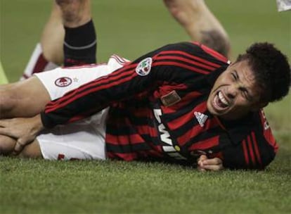 Ronaldo grita de dolor tras producirse anoche la lesin con el Milan.