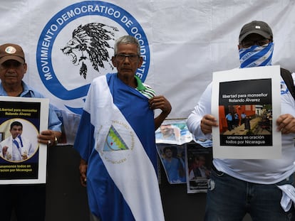 Una manifestación contra la represión en Nicaragua, este 19 de agosto, ante la embajada nicaragüense en Costa Rica.