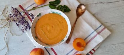 Salmorejo frutal veraniego