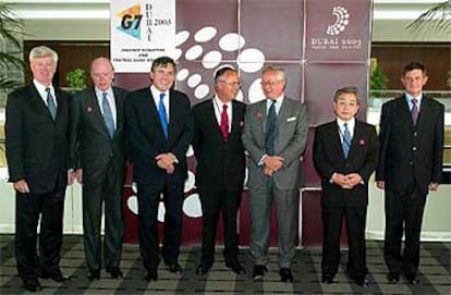 Los ministros de Finanzas de los siete países más ricos del mundo, ayer, en una foto de familia.