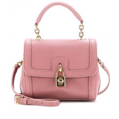 Bolso rosa de Dolce&Gabbana (645 euros).