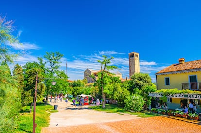 El Campanile de Santa María Assunta de Torcello, en la isla veneciana de Torcello (Italia).