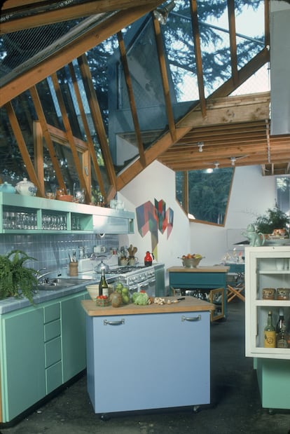 Interior of Canadian-American modern architect Frank Gehry's house showing the kitchen, Santa Monica, California, January 1980.