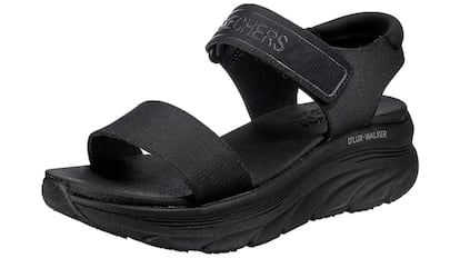 Skechers D’lux Walker.