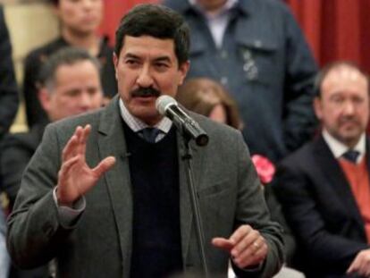 Javier Corral, del opositor PAN, asegura que el Gobierno de Peña Nieto frenó una transferencia millonaria al Estado