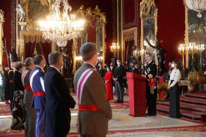 El rey Felipe VI se dirige a los mandos militares, durante la celebración de la Pascua Militar el pasado día 6 en el Palacio Real de Madrid.