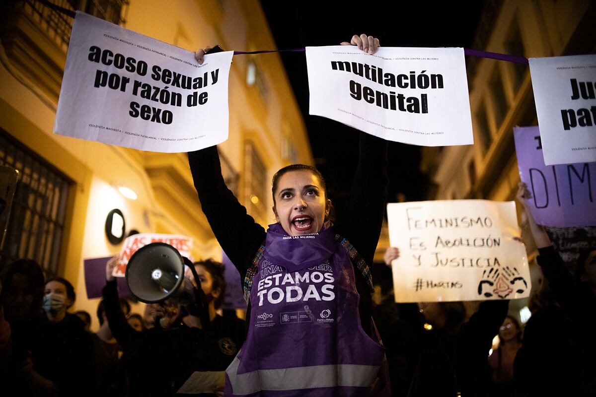 Cartas a la Directora: Lucha feminista no solo en días mundiales | Opinión  | EL PAÍS