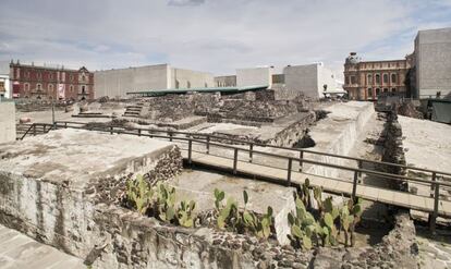 El Templo Mayor azteca está en el casco histórico del DF, cerca de El Zócalo