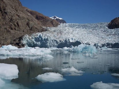 Los glaciares se derriten por el cambio climático.