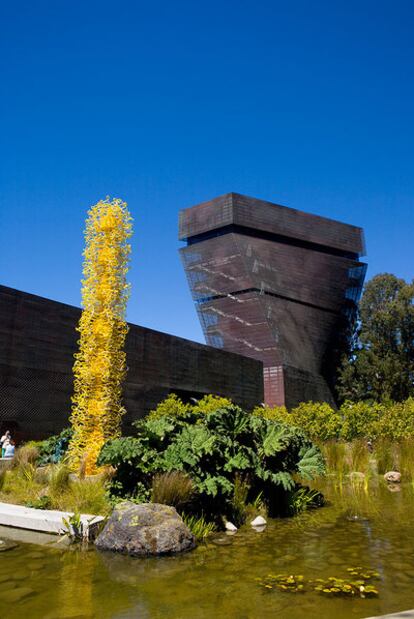 Edificio del Museo De Young, proyectado por Herzog & De Meuron.