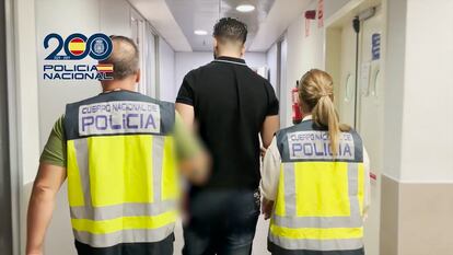 Un integrante de la banda criminal que robaba a víctimas con las que contactaba a través de aplicaciones de citas.