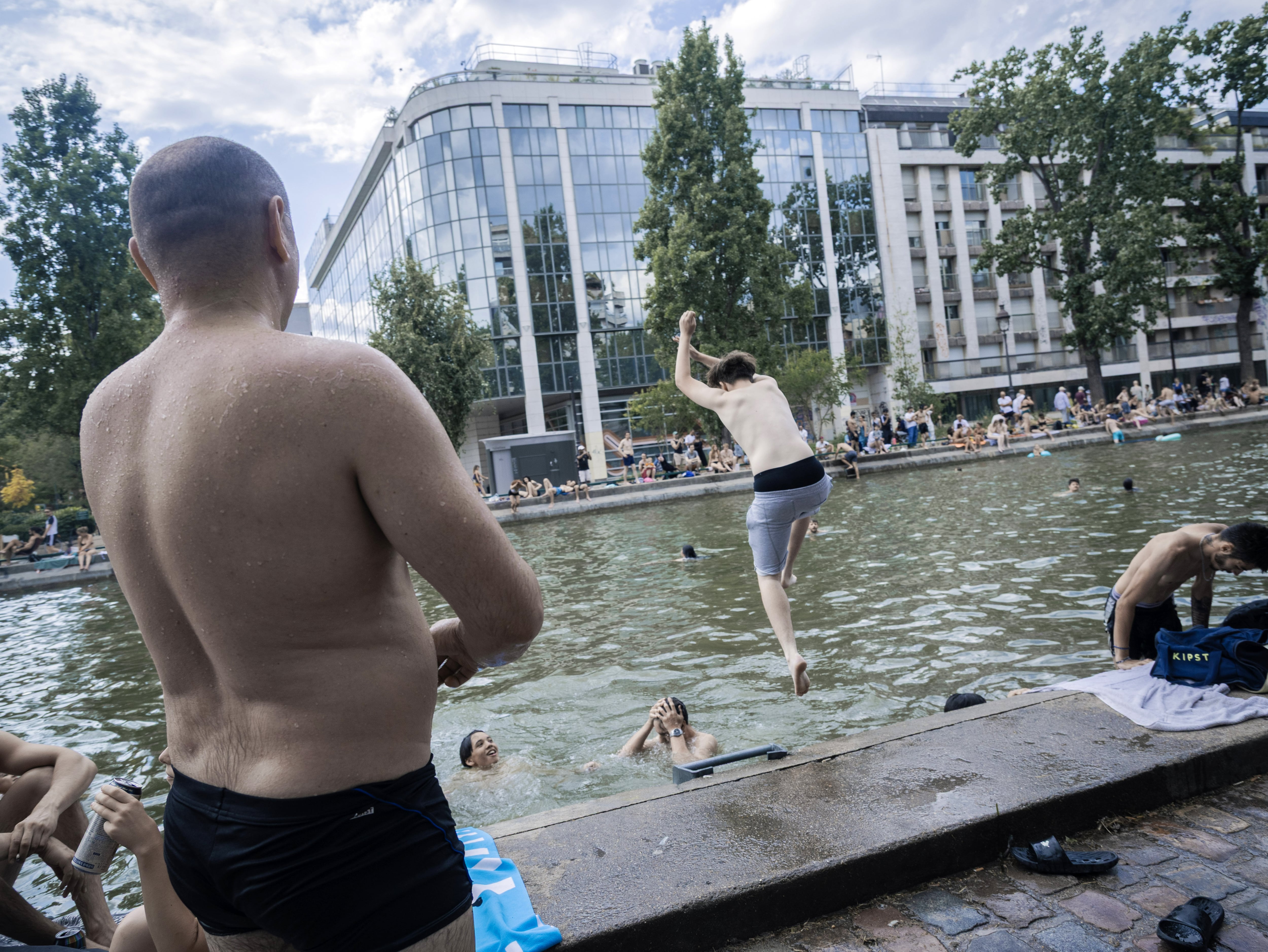 Francia quiere aprender de España cómo afrontar las nuevas olas de calor: “En Madrid, con 40 grados, la sociedad funciona”