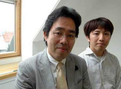 Ryuta Kawashima y Koichi Kawamoto, en la universidad de Sankt Gallen (Suiza).