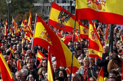 Manifestación convocada por la Fundación para la Defensa de la Nación Española en la Plaza de Colón en diciembre de 2018.  
 