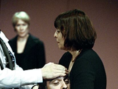 Una escena del montaje de José Luis Gómez de 'El rey se muere', de Ionesco.