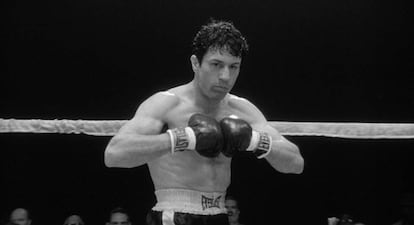 De Niro, en la piel de LaMotta en 'Toro Salvaje'.