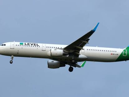 Un Airbus A321 de la compañía Level de IAG. 