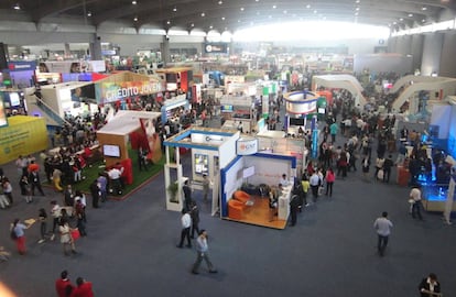 Ambiente de una feria educativa anterior organizada en Expo Santa Fe México.