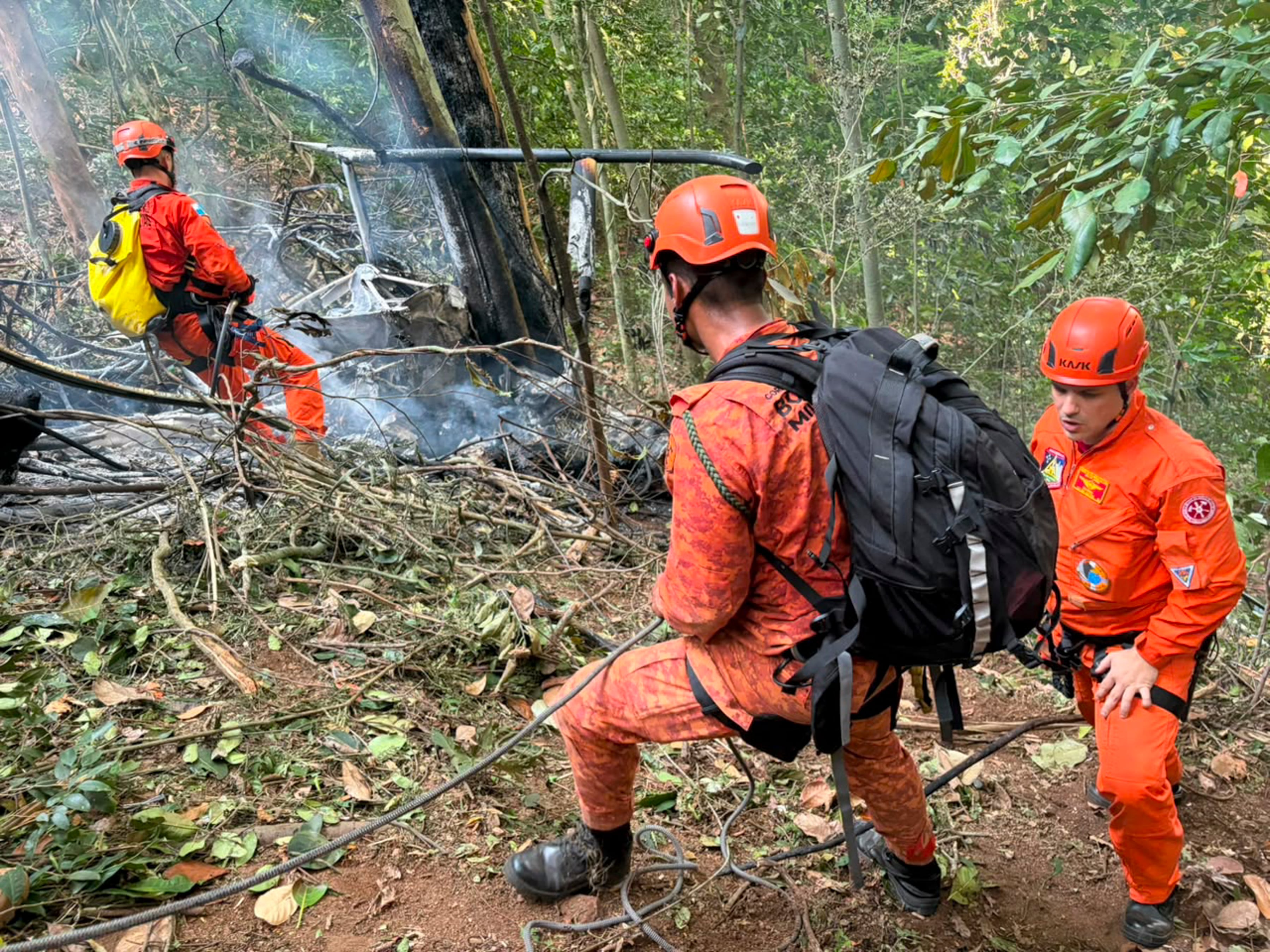 Cuatros muertos al estrellarse un helicóptero en la selva de Río de Janeiro