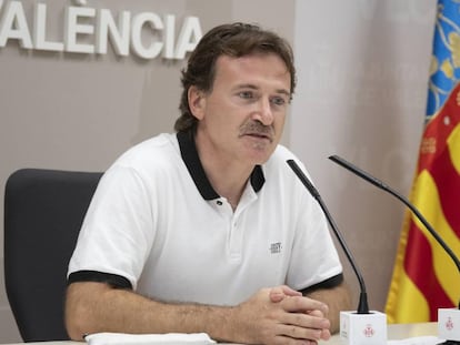 El concejal de Movilidad Sostenible y responsable político de la EMT, Giuseppe Grezzi.